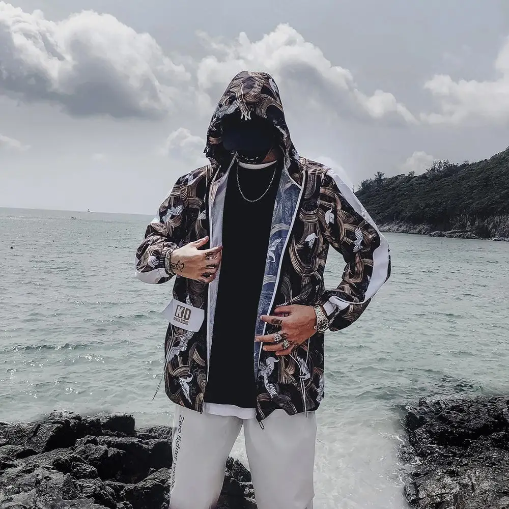 

Men Casual Breathable Windbreaker Thin Summer Sunscreen Fashion Hooded Bomber Pockets Jacket Hip Hop Lightweight Portable Motion