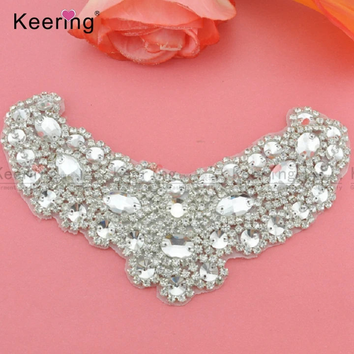 

Декоративная аппликация со стразами для WRA-526 декольте ручной работы