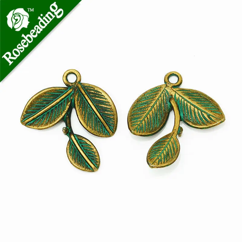 Множество 20 шт. ярь-медка патилатунные талисманы штамповка патина талисманы. Без