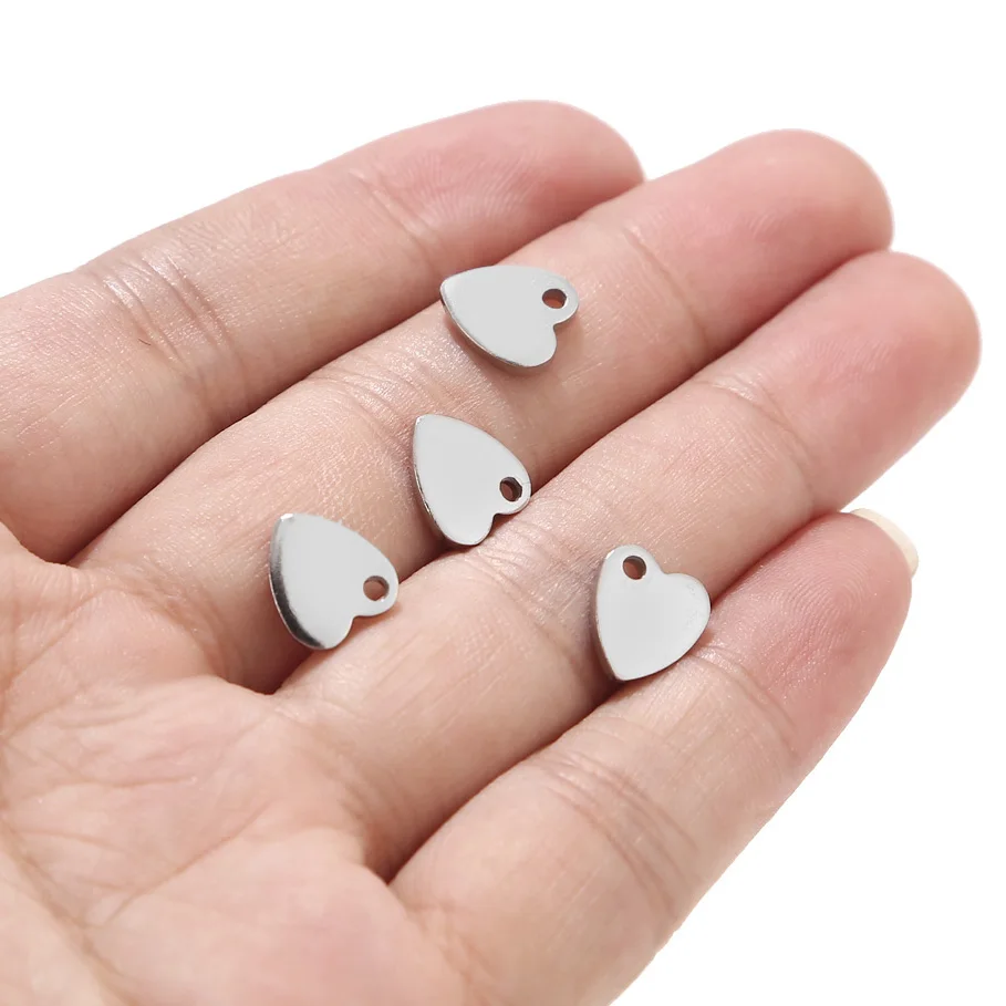 10mm Silver Heart Пустые штамповочные бирки в форме сердца из нержавеющей стали, золотые плоские бусины, подвески в виде сердца, подвески, фурнитура для ювелирных изделий, индивидуальный тег - Окраска металла: 10mm Silver Heart