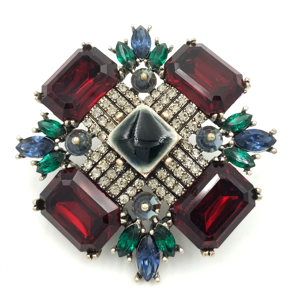 Дизайнерские зеленые и красные Броши из Мальтийского Креста золотистого цвета с