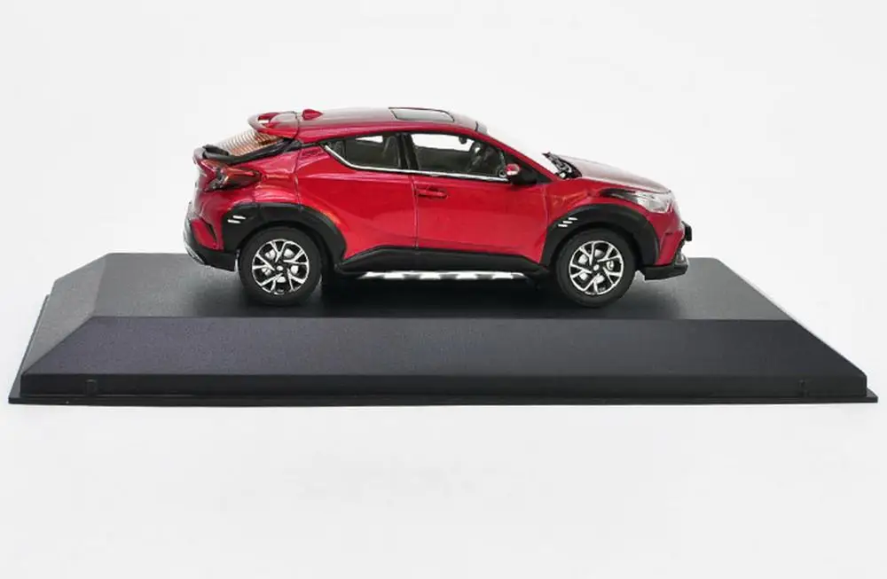 1/43 Toyota CHR C-HR красная литая под давлением модель автомобиля коллекционная игрушка