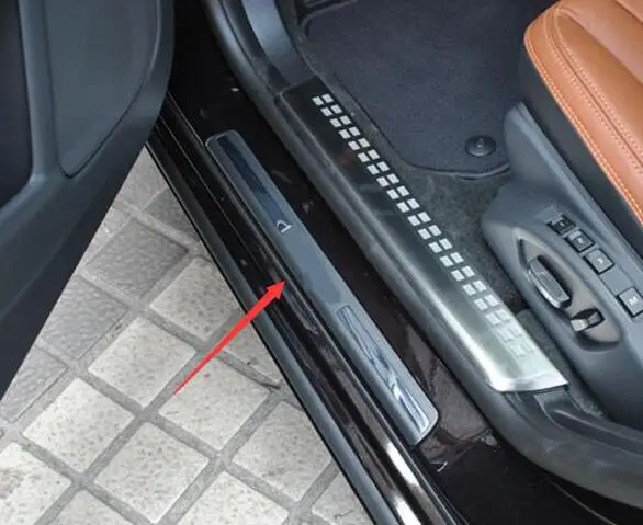 

Black ! For Volvo XC60 2014 2015 2016 Plastic Rear Door Sill Scuff Plate Cover Trim 2 pcs / set