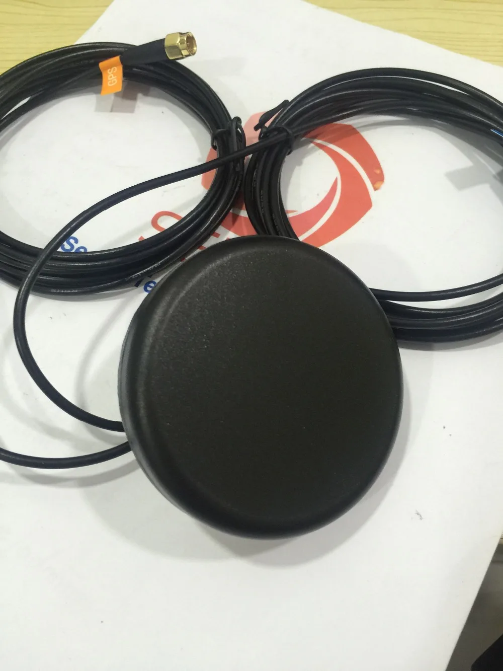 Комбинированная антенна GM120B GPS: 1575 42 МГц + 3 GSM: 824 ~ 960 МГц/1710 1990 МГц|gps gps|antenna gpsgps antenna |