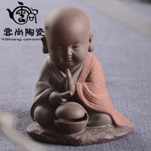 Украшение Будды в автомобиле креативный бутик фиолетовый песок Будда монах чай