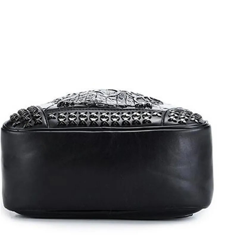 

PU Leather Men Backpack Unique Travel 3D Backpack Punk Rivet Owl Printing Motorcycle Ride Waterproof 15.6 Inch Men Laptop Bags