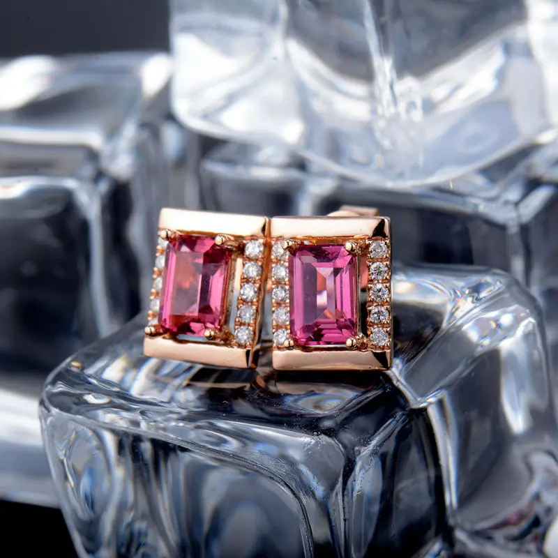 Новинка свадебные серьги с изумрудной огранкой 4x6 мм из розового золота 18 карат