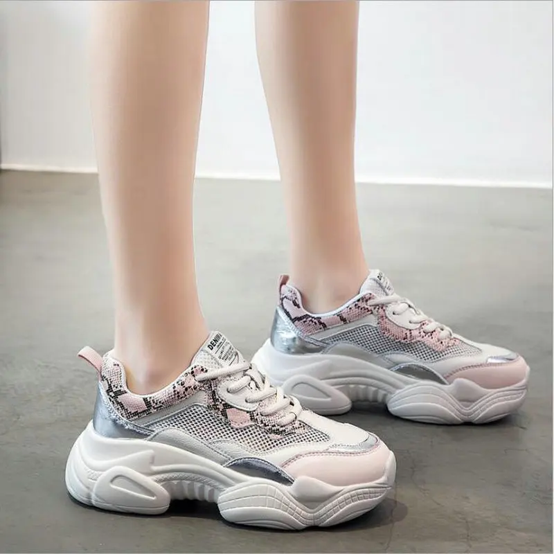 2019 New women running shoes Breathable Sports walking Jogging Woman Sneakers Lightweight and comfortable sneakers C31-71 | Спорт и