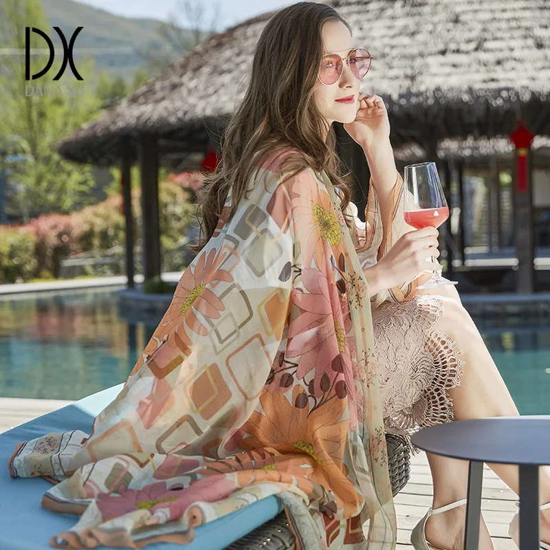

Silk Bandana Top Quality Beach Blankets Soft Cashmere Winter ScarfWarm Square Plaid Shawl Womens Scarves Hijab Foulard