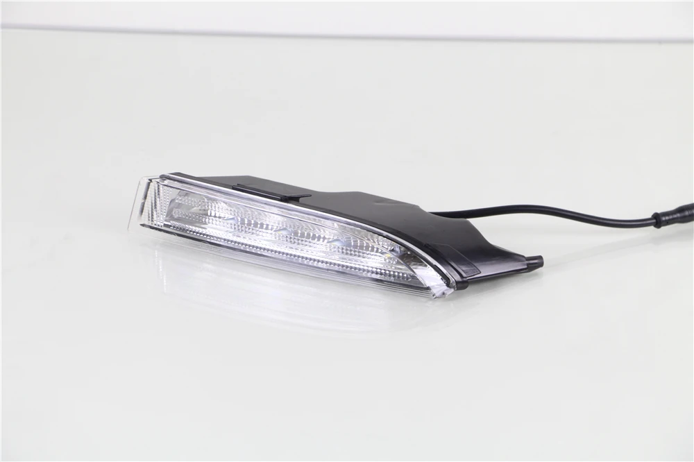 2 шт. для VW Volkswagen Scirocco R линия 2010 2011 2012 2013 светодиодный DRL Габаритные огни с потоком turnnig желтый сигнал