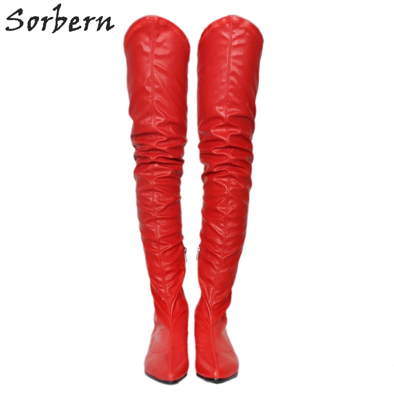 Женские высокие ботинки с острым носком на низком расширяющемся книзу