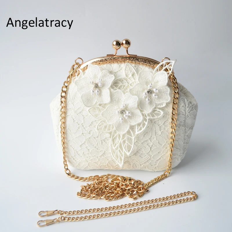 Сумка Кроссбоди Angelatracy ручной работы с кружевами и объемными белыми цветами
