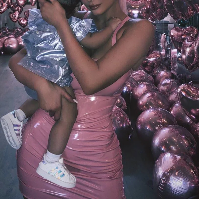 Новинка 2021 сексуальное платье Kylie Jenner розовое рождественское Женское зимнее миди