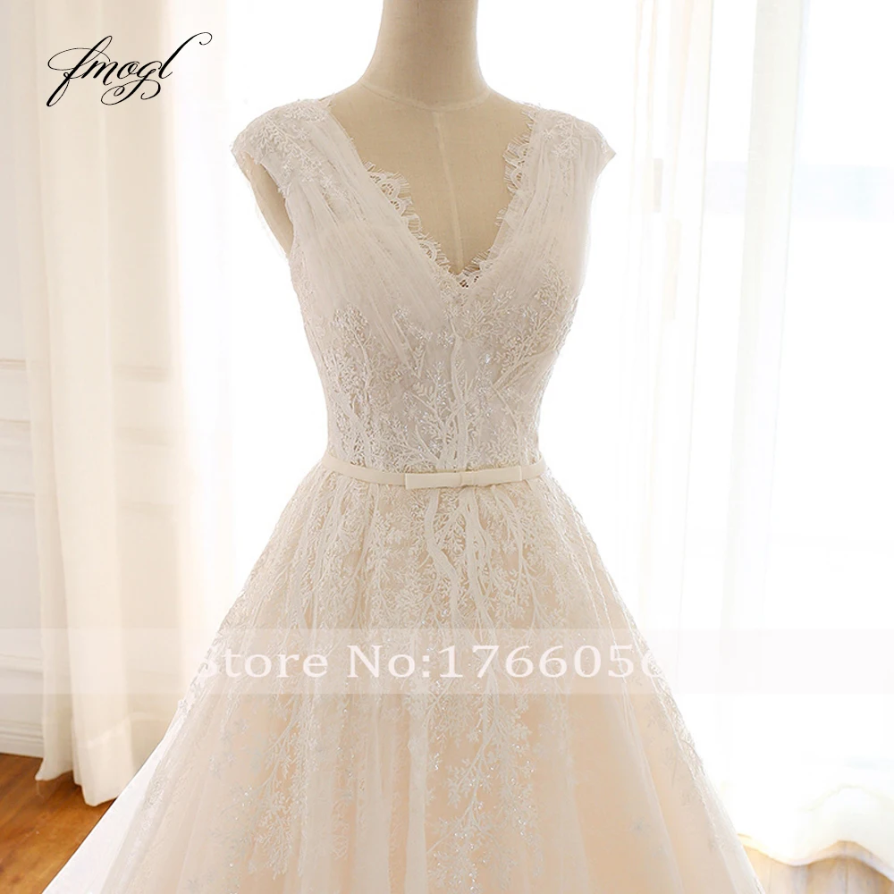 Fmogl Vestido De Noiva спинки кружево Свадебные платья Sexy V средства ухода за кожей Шеи Аппликации суд Поезд Pleat Line свадебное платье