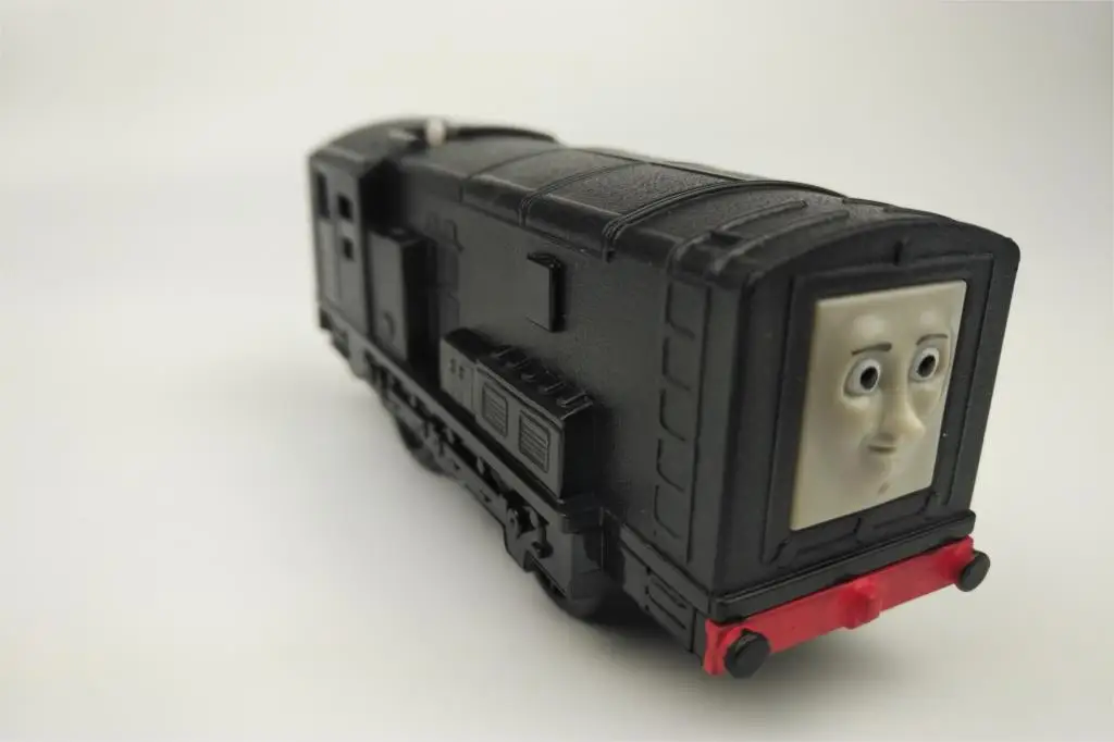 Дизельный Электрический поезд Vihcle игрушка моторизованный Trackmaster