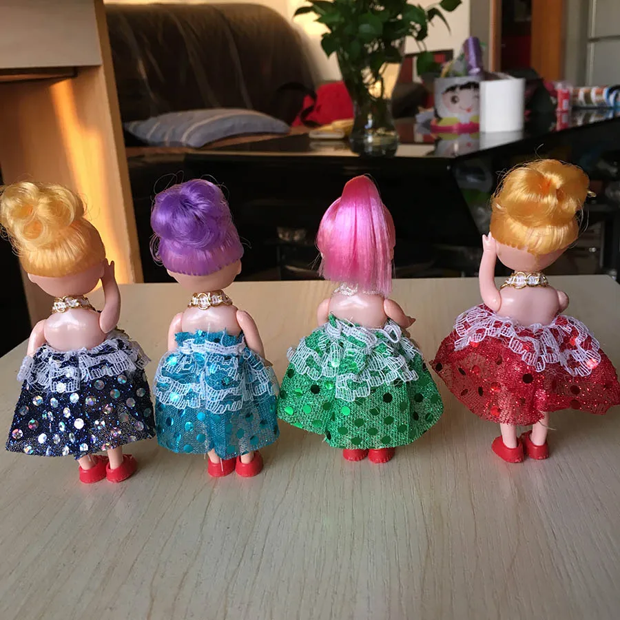 4 шт./лот милая кукла игрушка подвижное тело с одеждой куклы Келли смешанный стиль