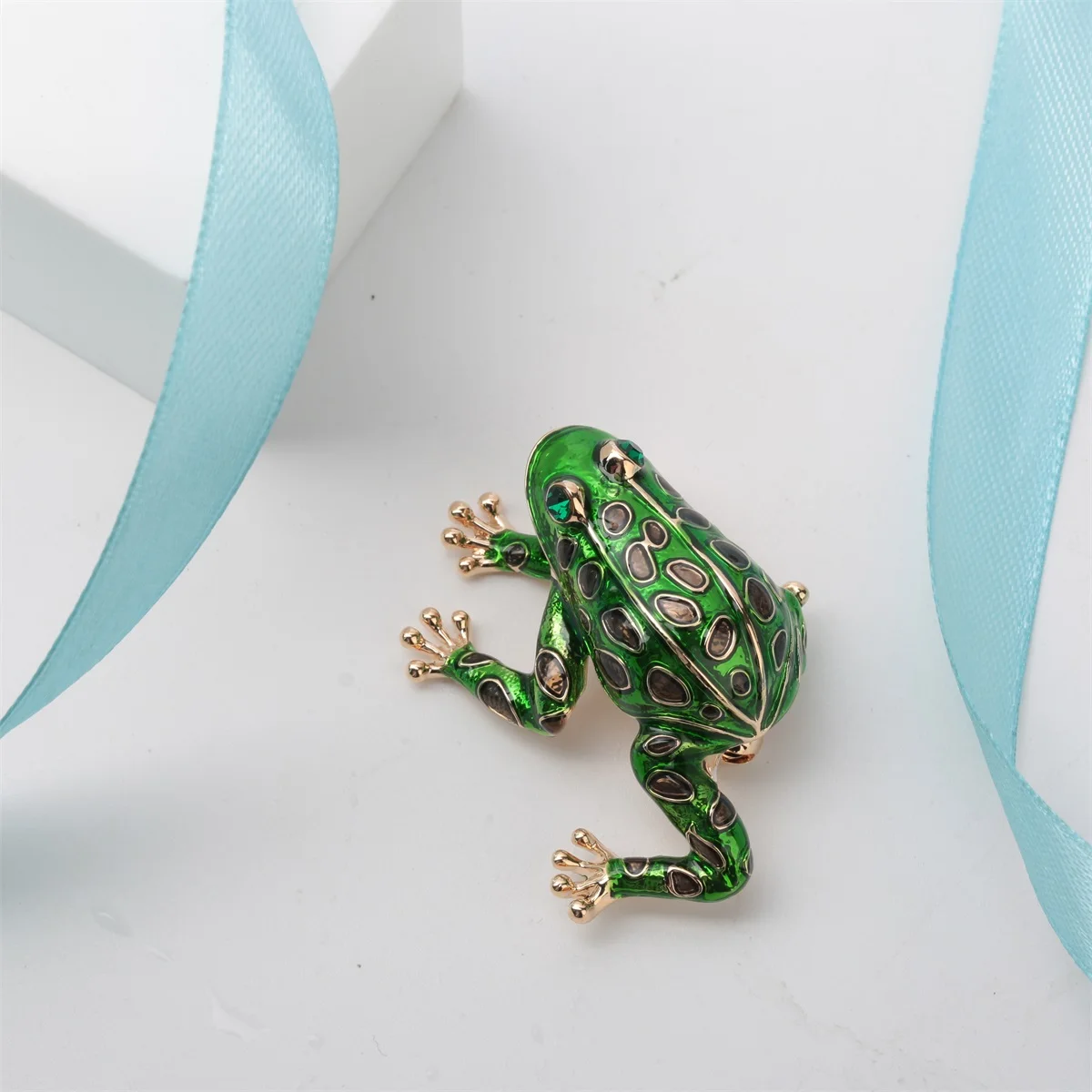 Женская брошка YACQ Frog Подарочная заколка для Хэллоуина или вечеринки WB93 |