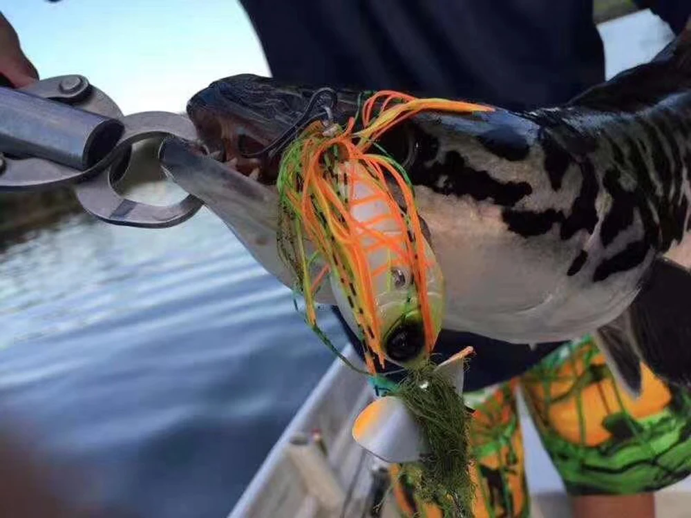 Спиннер приманка набор с пропеллером юбки рыболовная Buzzbait Поппер соленой воды