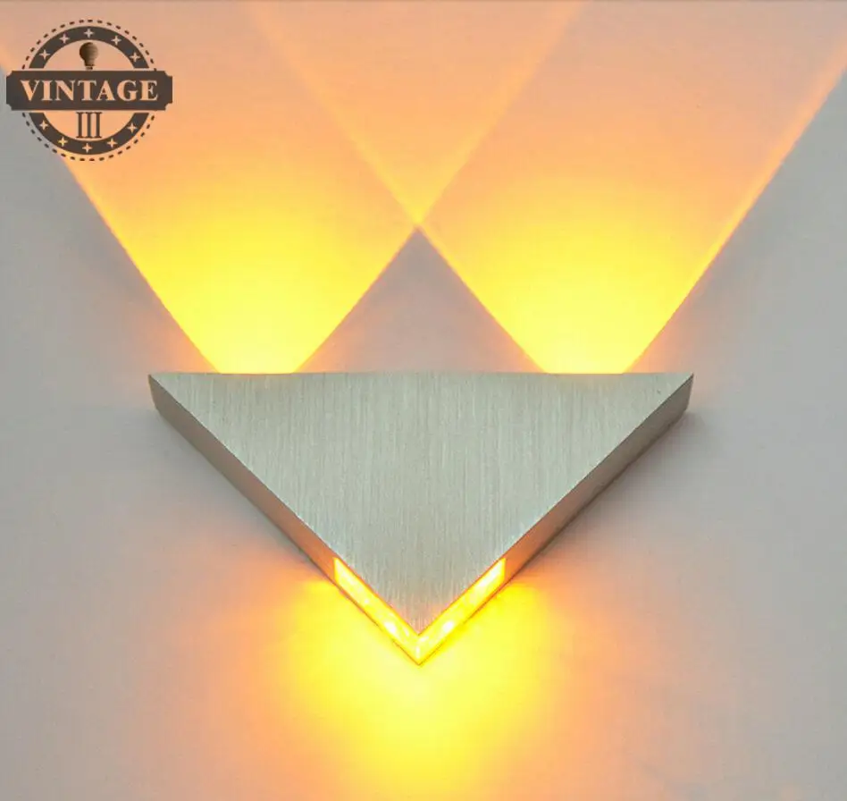 Современный светодиодный настенный светильник 3 Вт алюминиевый треугольный для
