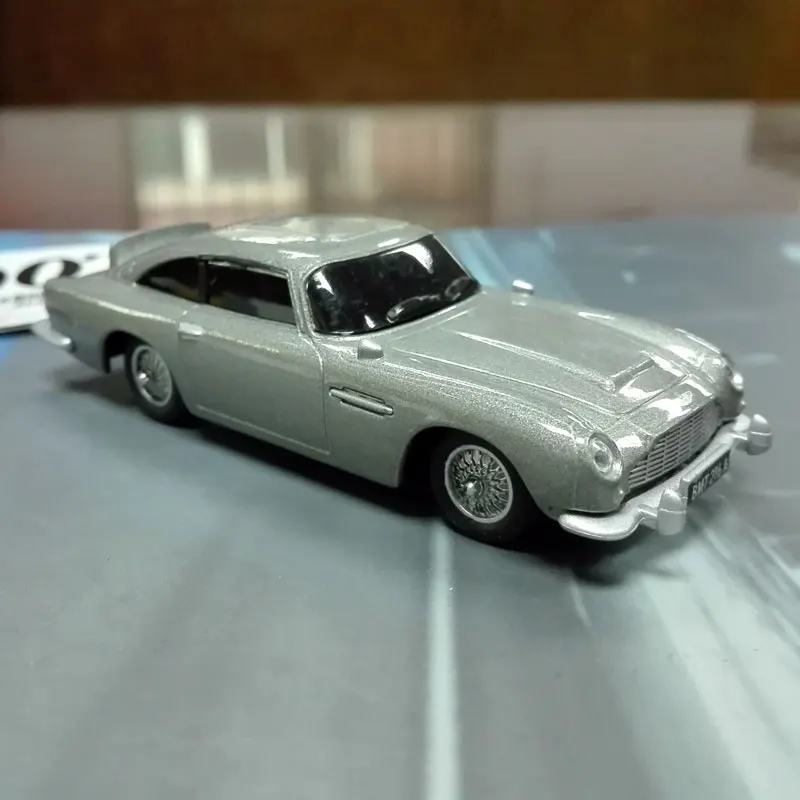 10 шт./лот оптовая продажа Фирменная Новинка э 1/43 масштабные автомобиль игрушки 007