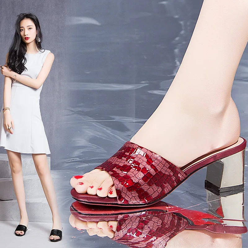 Кожаные Сандалии Чистый Цвет ЕВА Инъекций Обувь Площади Пляжные Рыбы Тапочки