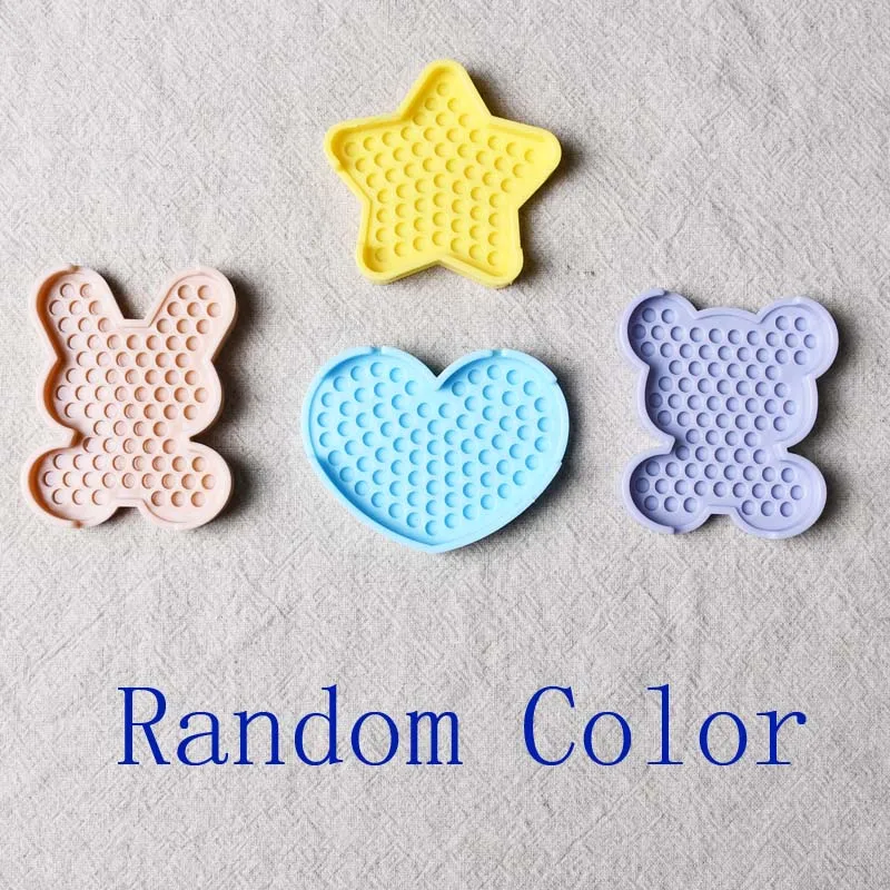 4pcs Pegboards 900 шт. игрушки для распыления воды Stickey бусины Perler предохранитель игрушечный бисер развивающие DIY подарок для ребенка - Цвет: 4pcs Pegboards