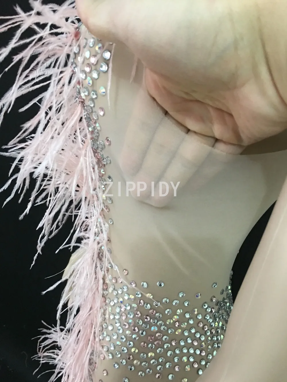 Многоцветные камни Розовый перо прозрачный комбинезон день рождения