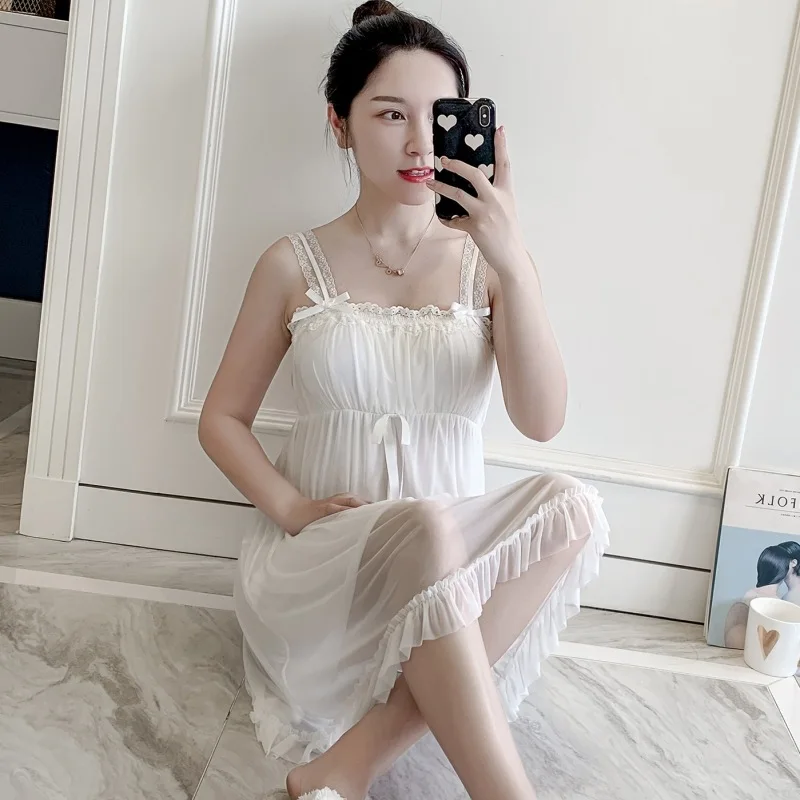 Lovely Retro Women Nightdress Lace Spaghetti Strap Princess Style Nightwear