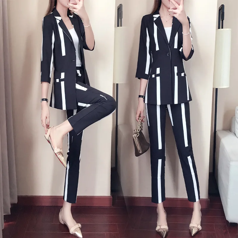 Женский костюм в полоску из двух предметов Корейском стиле на весну|Спортивные