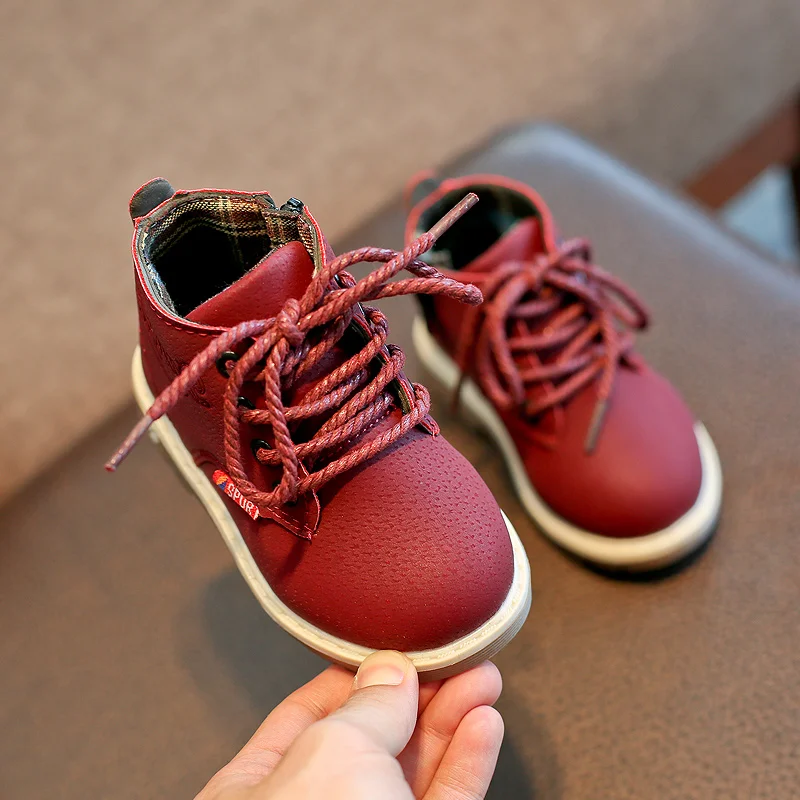 Детская обувь для мальчиков Сапоги Обувь 2017 Новые осенне-зимние кожаные модные