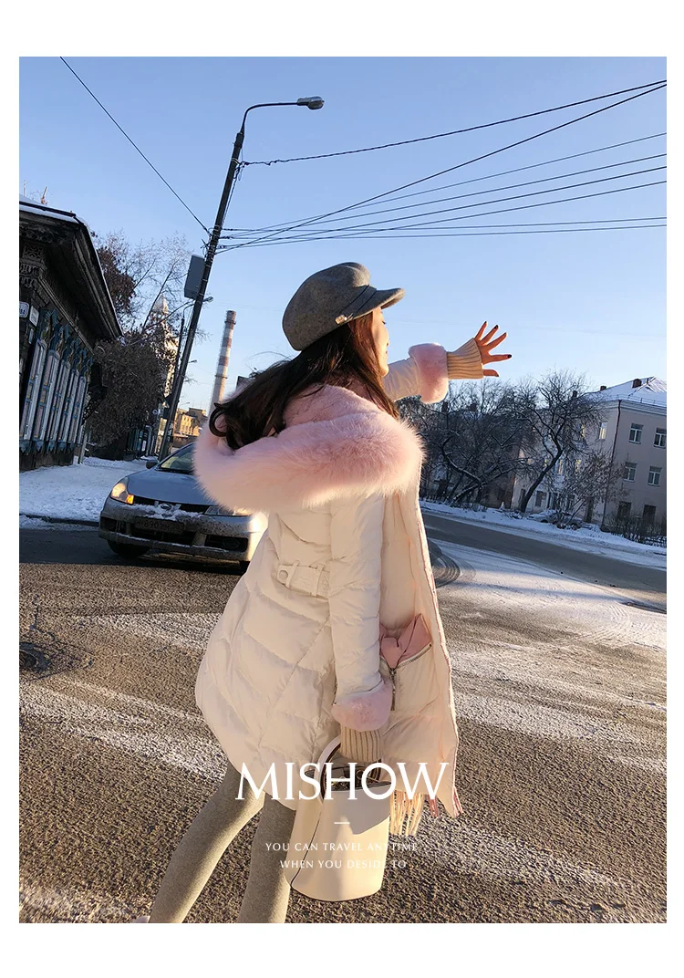 Mishow Однотонный женский белый пуховик MX17D8825