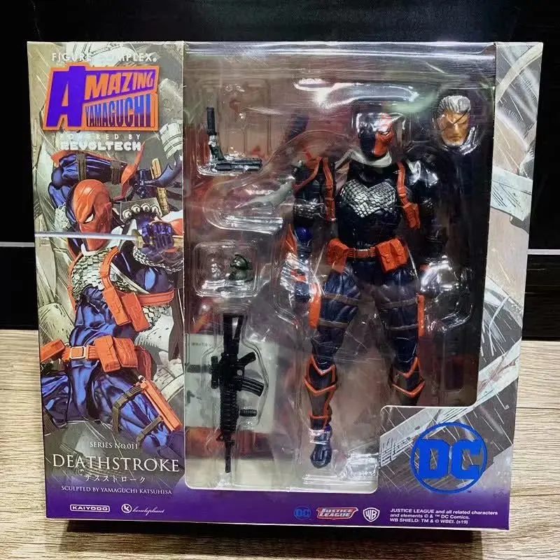 

DC Amazing Yamaguchi Revoltech Deathstroke Action Figure Model Toy Doll Gift