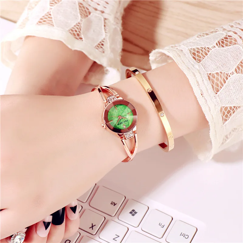 Часы наручные стразы женские кварцевые изящные свадебные с бабочками в стиле