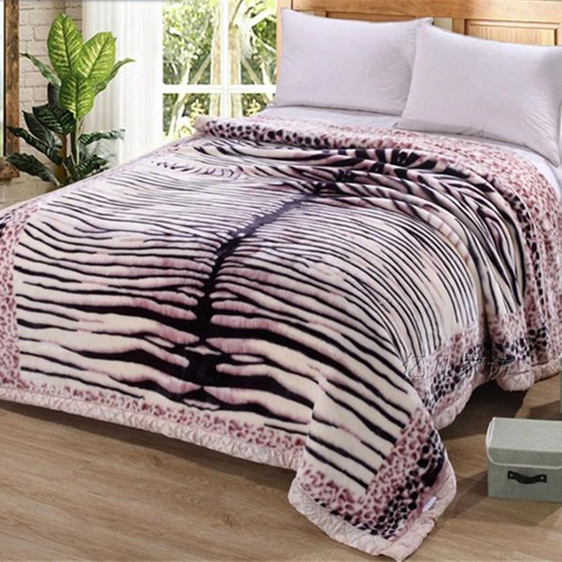 

4.3kg winter blanket Raschel blankets 2 PLY double layers bed cover Polyester soft static-free blankets throws in Chinese heavy