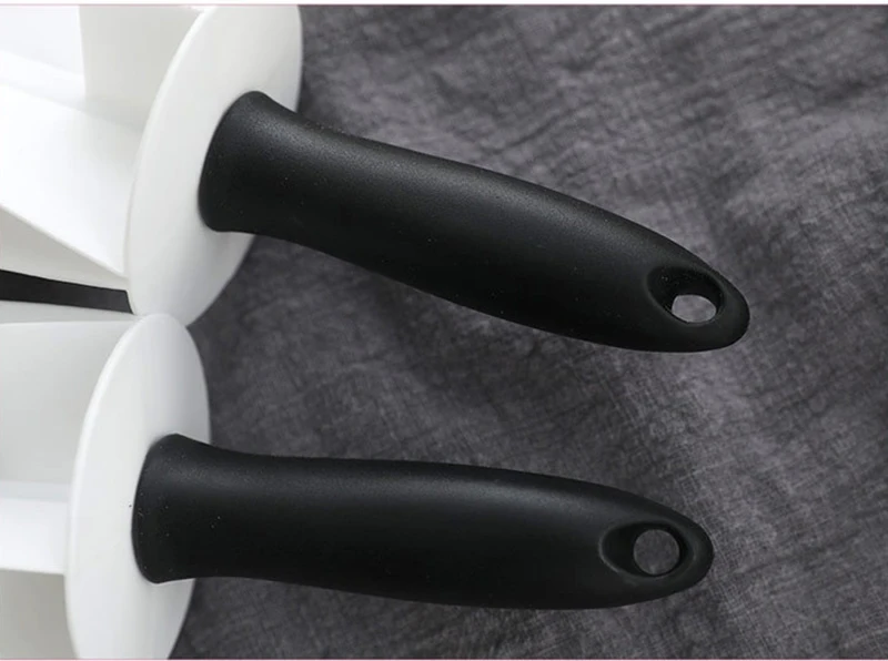 Пластиковая ручка вращающийся резак для изготовления Круассанов теста хлеба