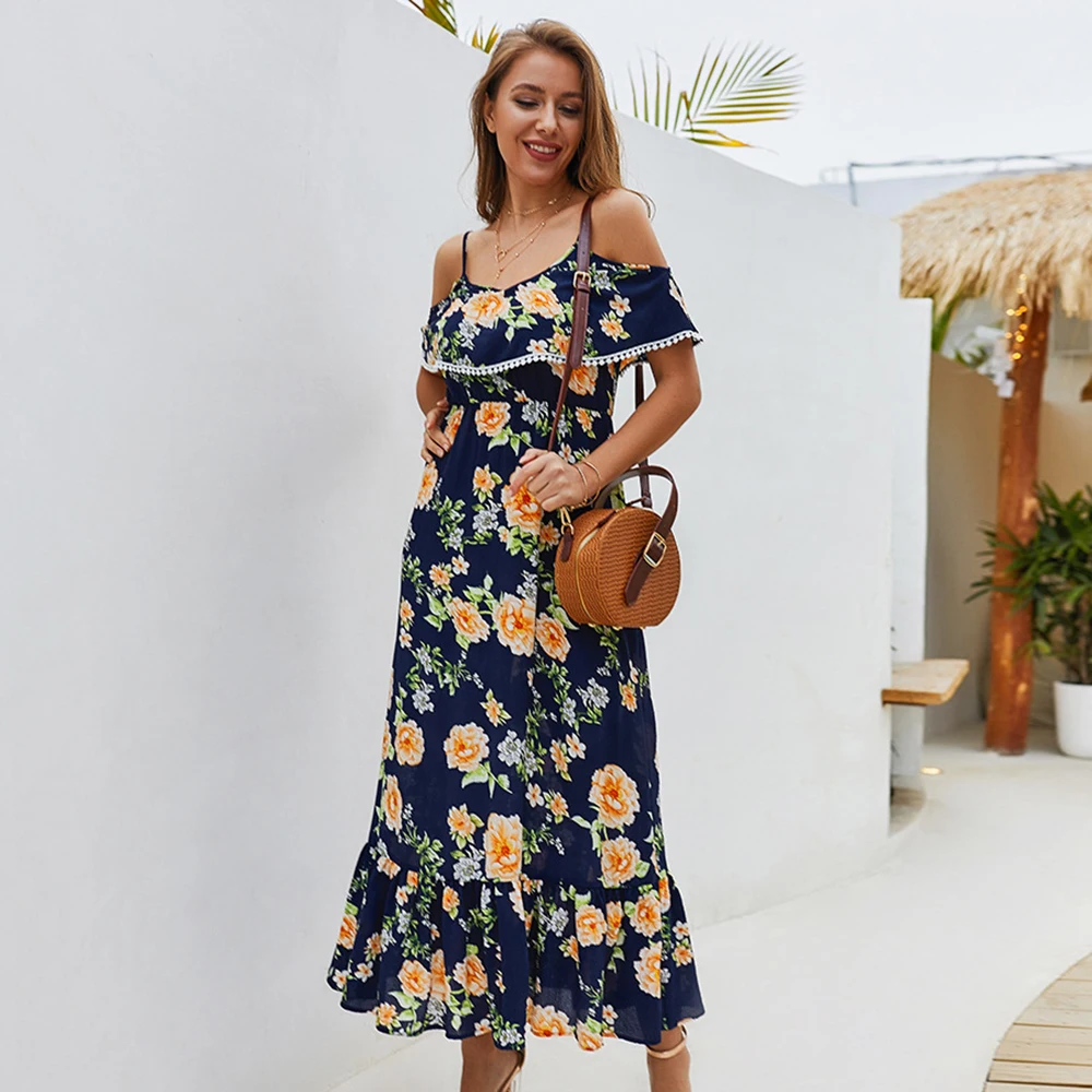 Женское пляжное летнее шифоновое платье с открытыми плечами и цветочным принтом