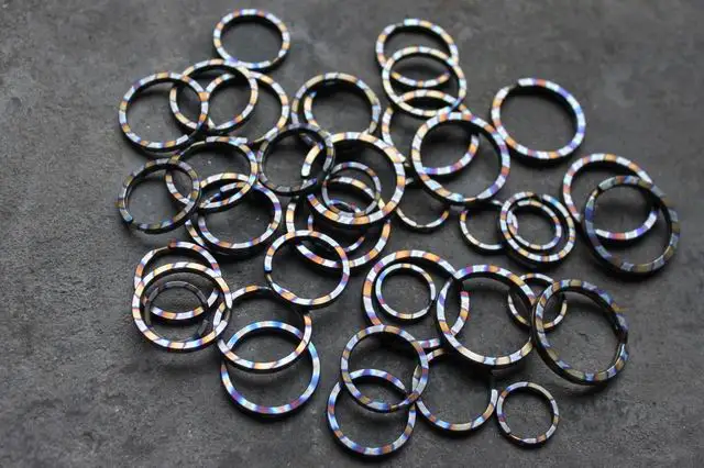 Радуга Цвет титановый сплав EDC ультра светильник ключ подвесной брелок с кольцом