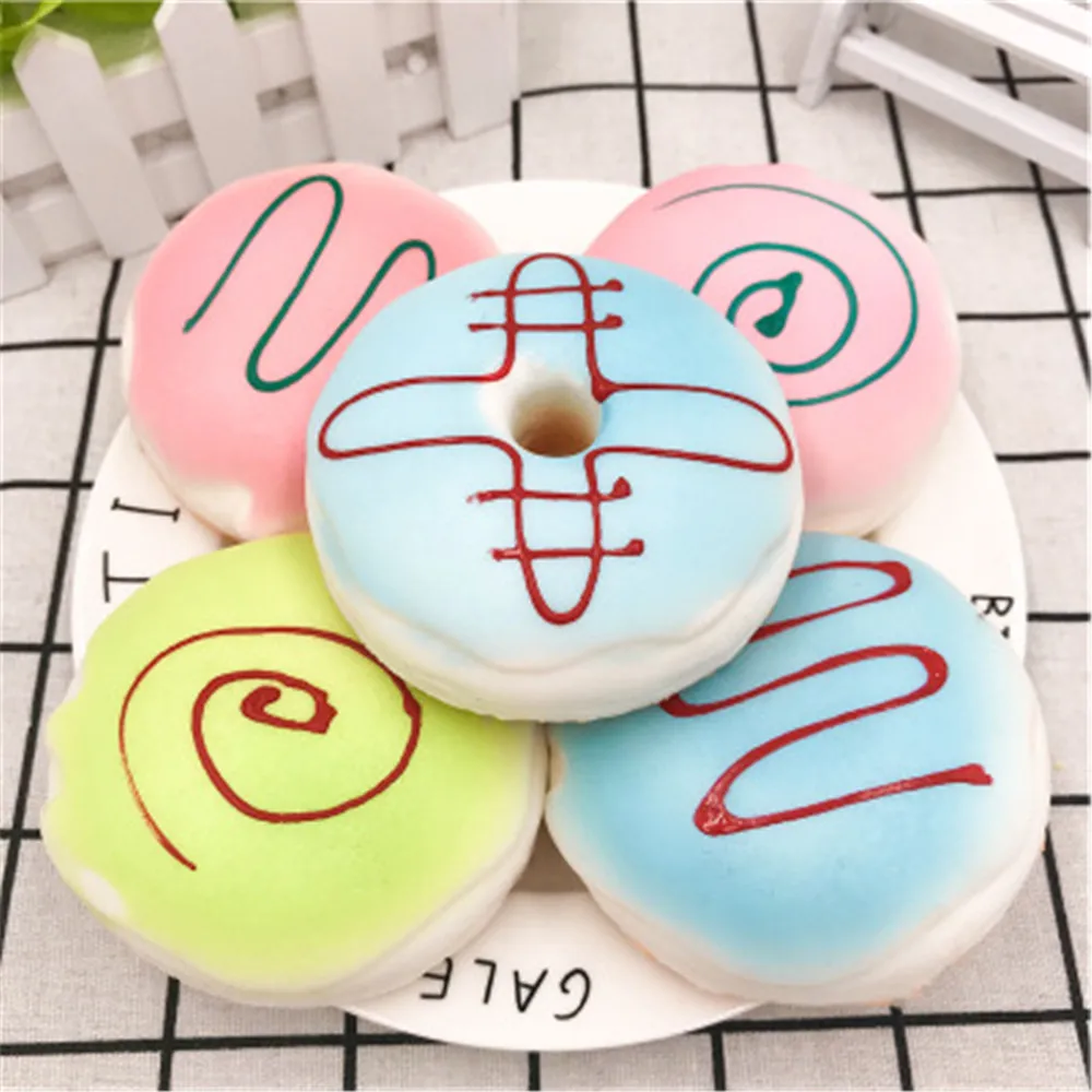 Мягкая игрушка в виде ананаса Пончика медленно восстанавливающая форму для