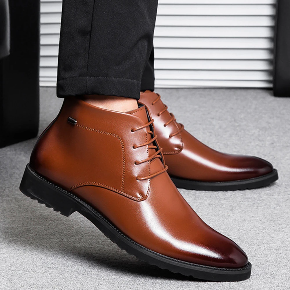 Мужские ботинки на шнуровке QFFAZ черные кожаные водонепроницаемые с острым носком