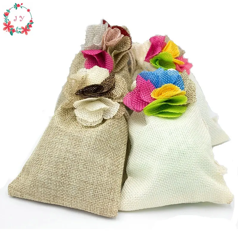 

24pcs Rustic Burlap Wedding Favor Bags w/ Jute Flowers Decor for Party Gift Bag, Jewelry Packaging, Herbs Bag, Sachets DZ0042