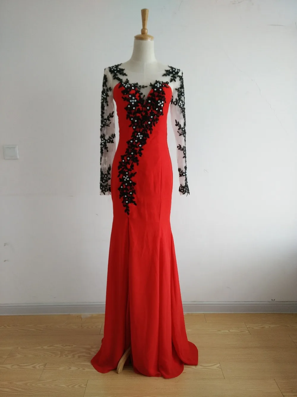 Длинные рукава черные кружевные красные вечерние платья 2015 длина до пола с