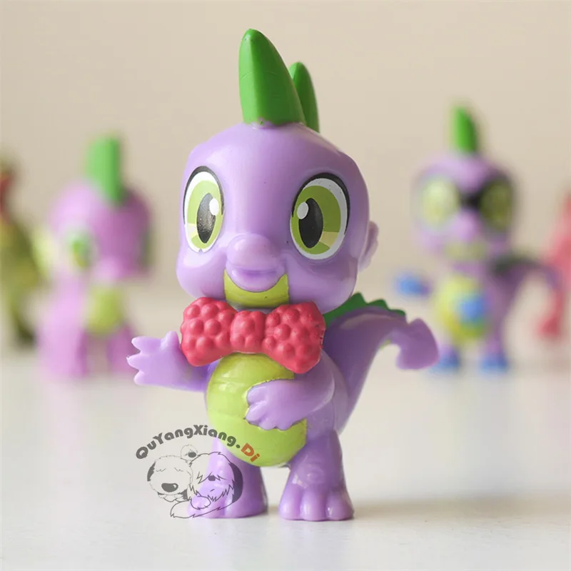

Action Figures 5cm Little Cute Horse Model Doll Anime Toys Spike The Dragon Red bow tie Toys for Children