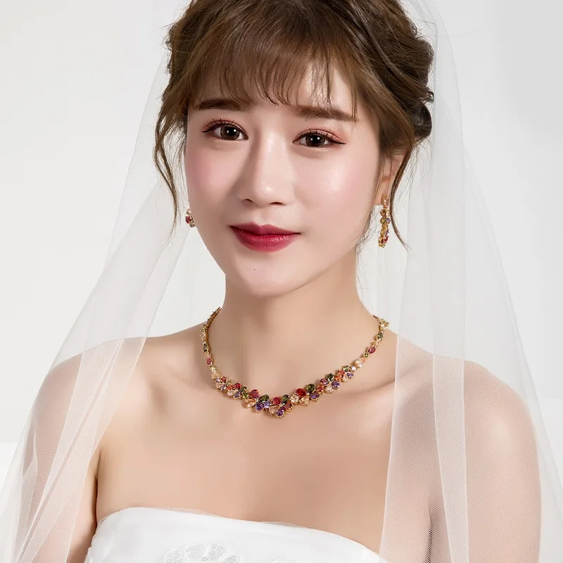 Ювелирные изделия Weiman набор из ожерелья и сережек с разноцветными фианитами