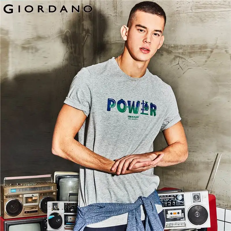 Giordano мужская чёрная футболка с круглым воротом и короткими рукавами на передней
