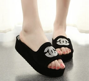 2015 summer designer shoes diamond thick bottom platform wedges women sandals a flat cool slippers|sandals stone|sandals beadedslipper pendant |