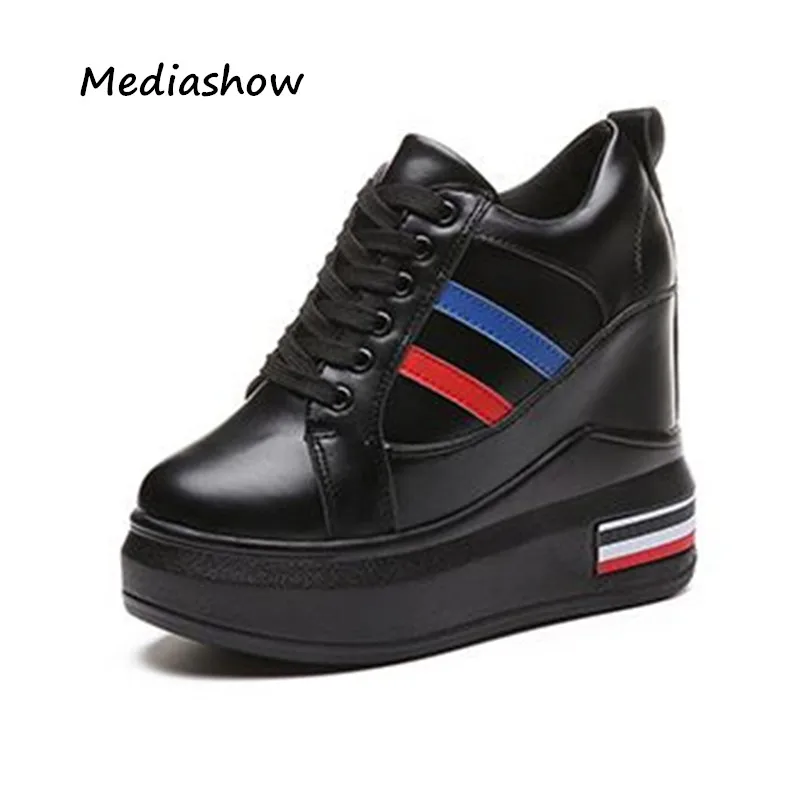 Женские кроссовки на платформе повседневные кожаные туфли со скрытым