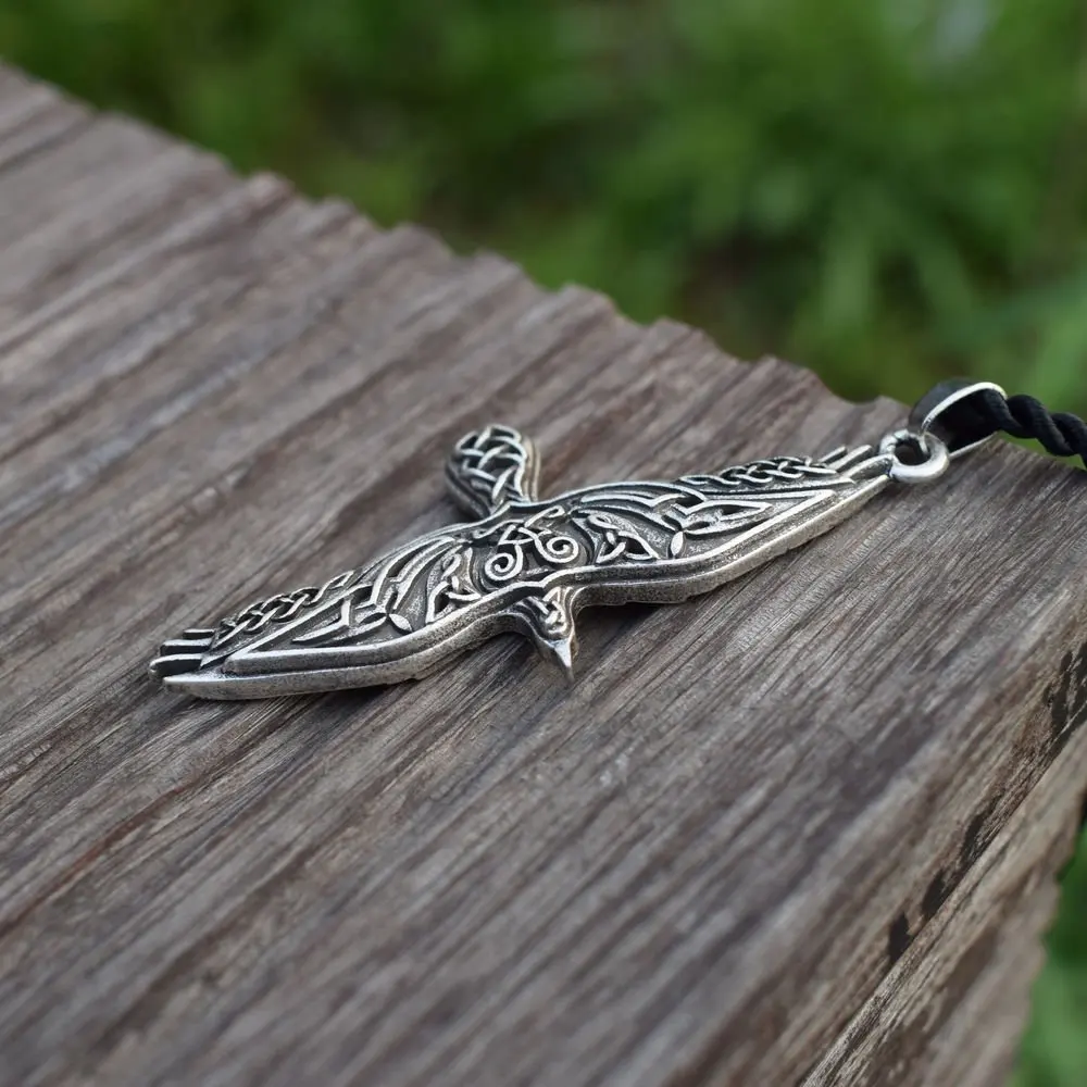 SanLan Celtic Knot Raven Pendant Necklace | Украшения и аксессуары