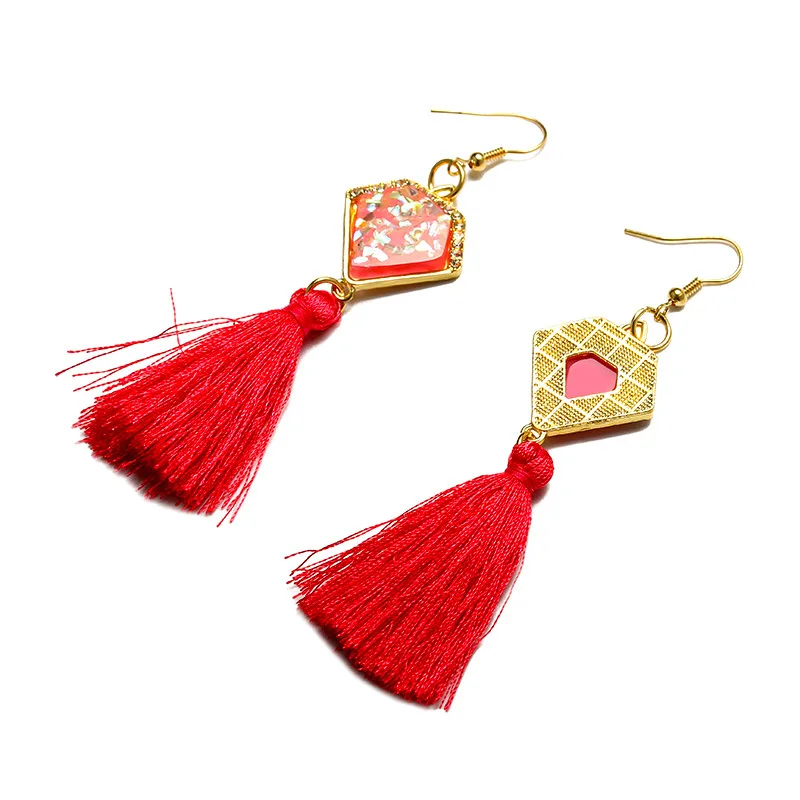 

Bling Irregular Crystal Beads Red White Black Blue Strings Tassel Golden Drop Earrings Dangle Earrings for Women