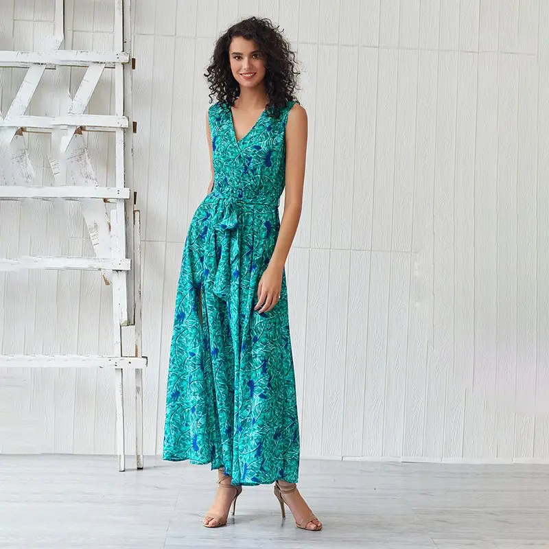 Женское летнее платье в стиле бохо элегантное облегающее зеленое без рукавов с