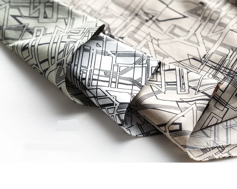 Новые и amp В настоящее время для продажи Для Мужчин's шелковистые бесшовное